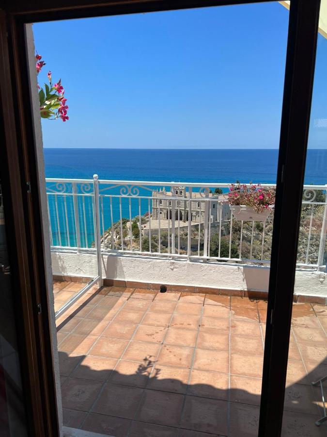 Lady White Hotel Tropea Exterior photo