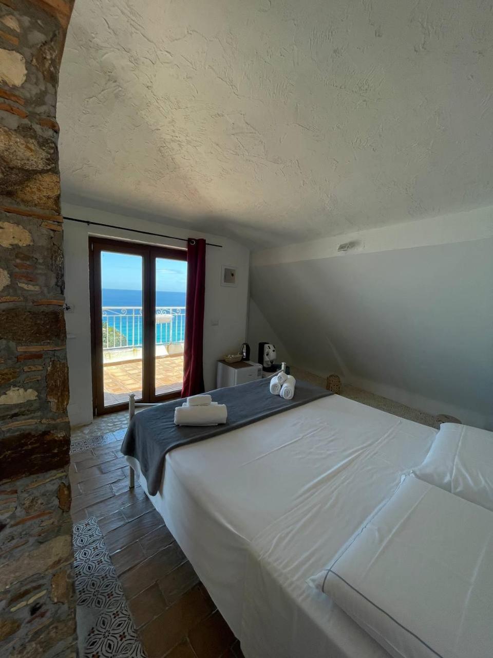 Lady White Hotel Tropea Exterior photo
